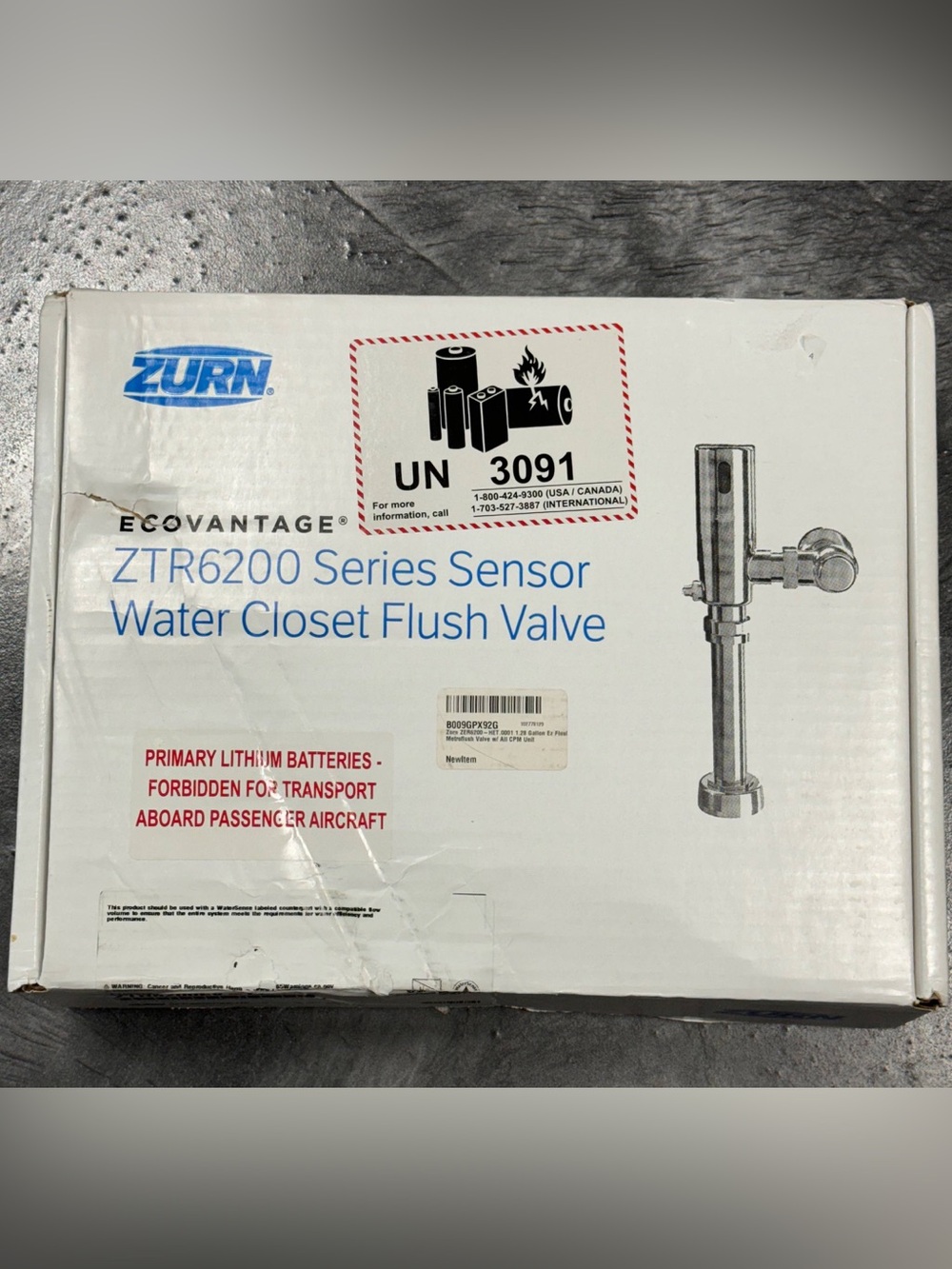 ZURN ZTR6200EV Exposed Top Spud Automatic Flush Valve New